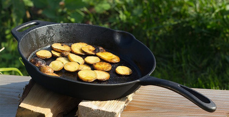 Zestaw patelnia żeliwna Petromax FP20-T 20 cm i osłona rączki 